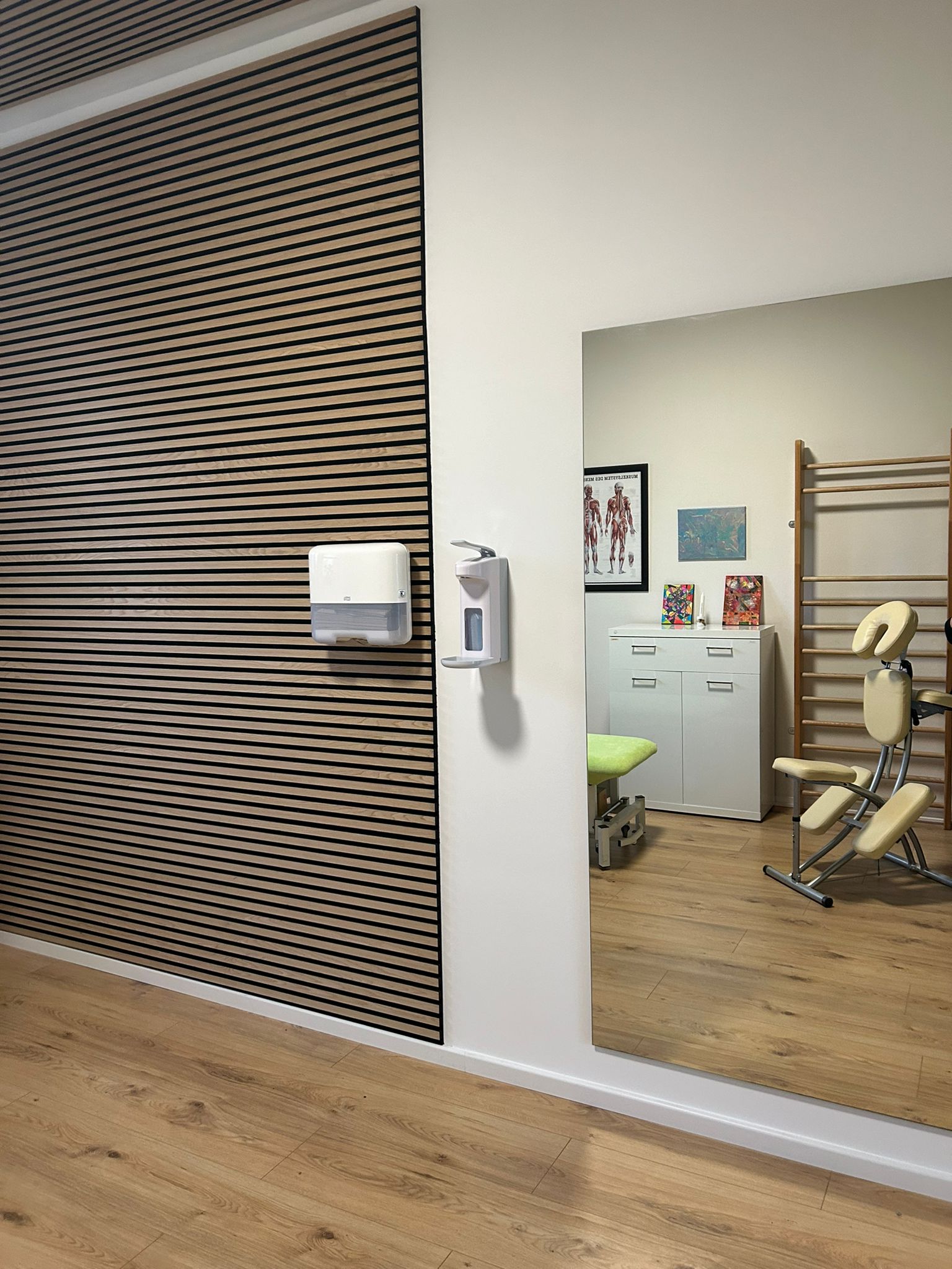 b99f2b08-cbd3-499b-95e9-11419fb4bb4b